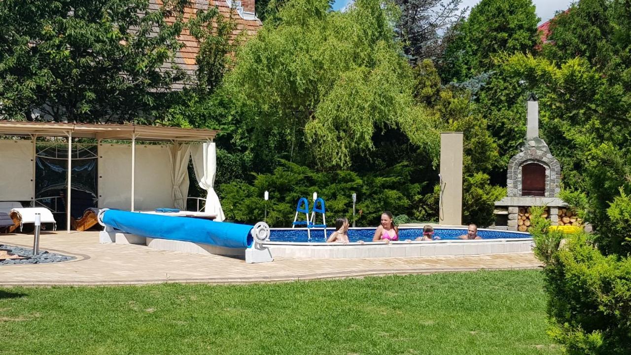 Aven'A Pokoje Goscinne Z Basenem Ujście-Darłowskie Dış mekan fotoğraf