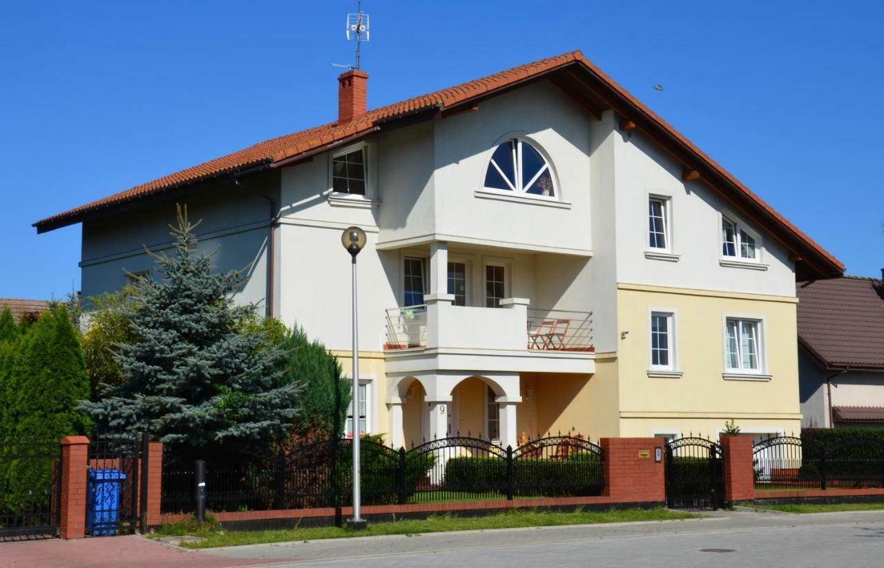 Aven'A Pokoje Goscinne Z Basenem Ujście-Darłowskie Dış mekan fotoğraf